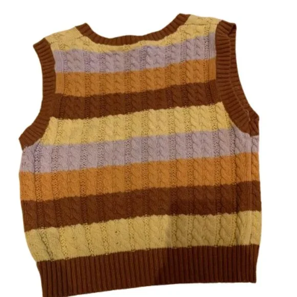 SWEATER VEST - Picture 2 of 2